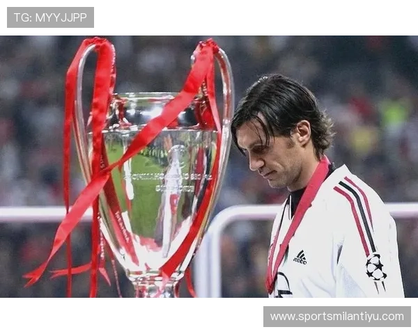 AC米兰小罗的传奇生涯回顾让球迷难以忘怀