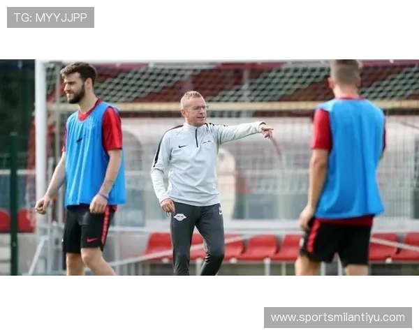 国际米兰体育总监的管理经验对球队长远发展的重要意义 国际米兰体育总监的管理经验对球队长远发展的重要意义